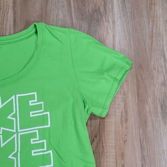 🔺️Nike Bright Green & White Short Sleeve Top Large - Picture 4 of 8